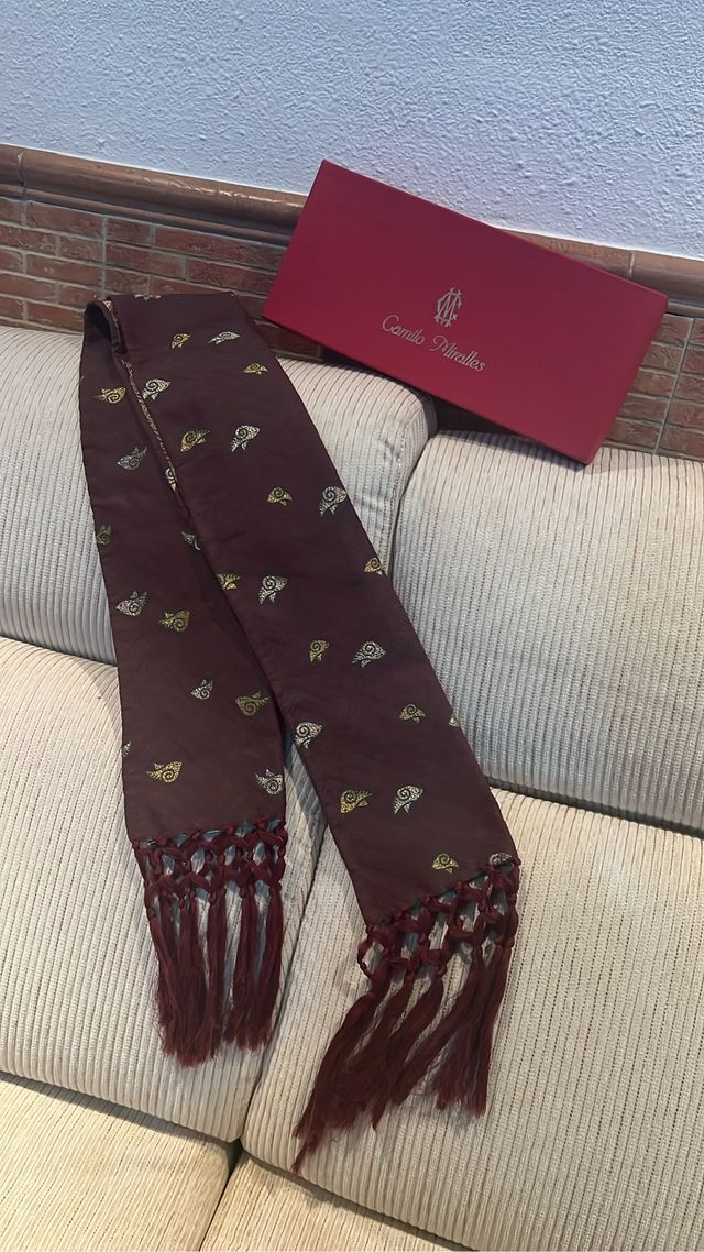 Pañuelo Camilo Miralles Marrón y Dorado