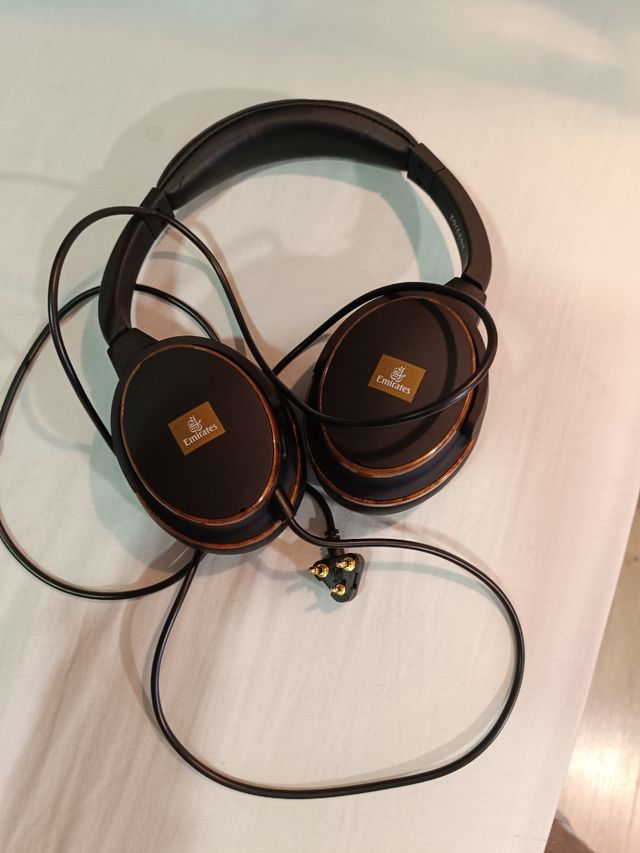 Emirates Business Class Deluxe