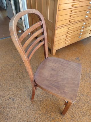 Silla antigua de haya