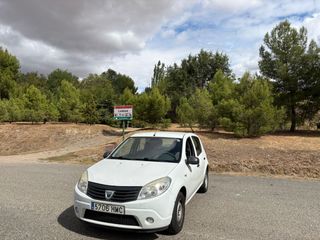 Dacia Sandero 2013