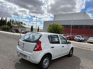 Dacia Sandero 2013