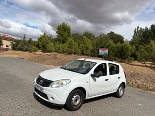 Dacia Sandero 2013