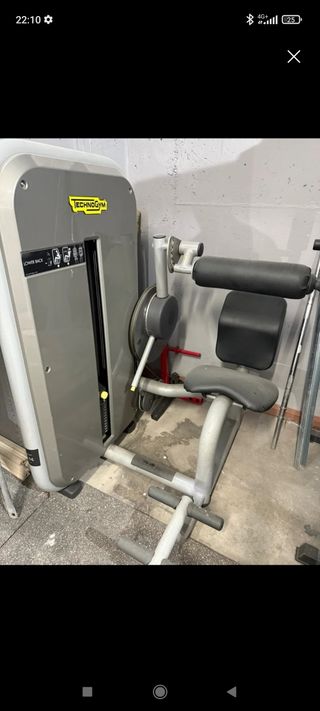 Máquina Lumbar Technogym