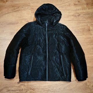 Chaqueta Guess Original Negra SOLO HOY