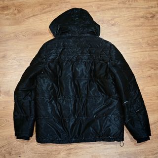 Chaqueta Guess Original Negra SOLO HOY