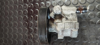 Bomba dirección 8200054528 Renault Laguna (1993-2