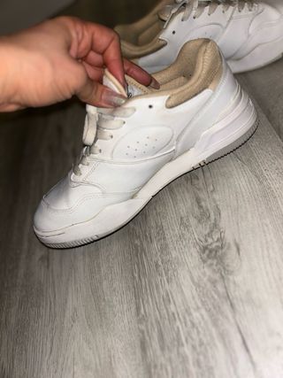 Zapatillas Lacoste Blancas y Beige Unisex 40