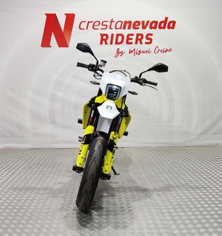 Husqvarna 701 SUPERMOTO