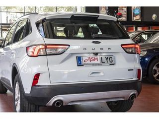 Ford Kuga 2.5 Duratec FHEV Titanium Auto 140 kW (190 CV)