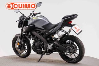 YAMAHA MT 125