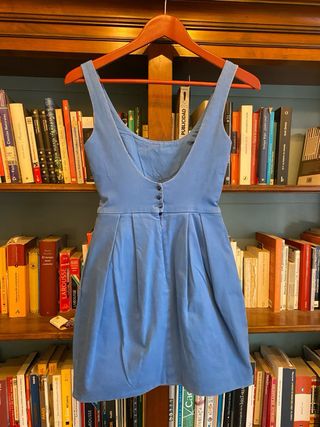 Vestido Zara azul estilo tulipán