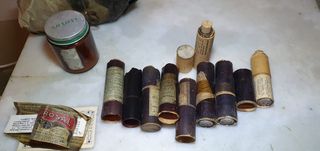 Lote de productos farmacéuticos antiguos