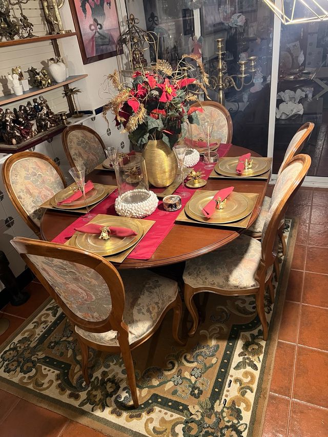 Comedor Roble Macizo con 6 Sillas