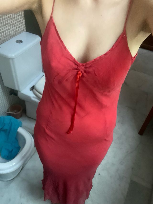 Vestido rojo efecto seda
