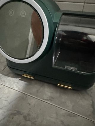 Organizador de maquillaje verde con espejo