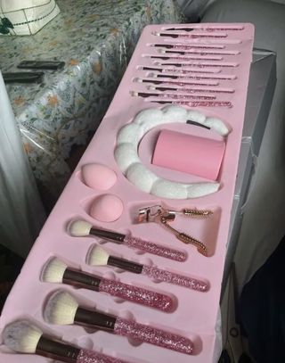 Set Brochas Maquillaje con Brillo Rosa y Plateado 