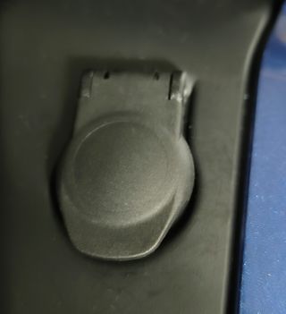 Cargador rápido USB. Motos BMW y Triumph.