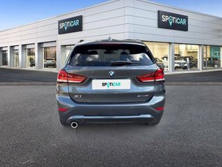 BMW X1 sDrive18i -