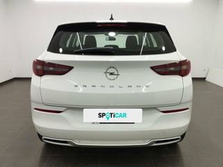Opel Grandland 1.2 Turbo Design & Tech