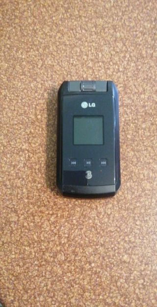 Cellulare telefoni vintage anni 2000