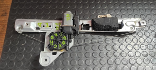 Motor elevalunas trasero derecho 190011718 (AG) R