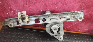 Motor elevalunas trasero derecho 190011718 (AG) R