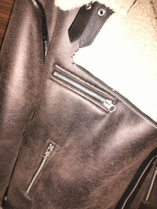 Cazadora Zara borreguito Talla M