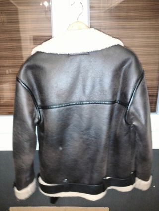 Cazadora Zara borreguito Talla M