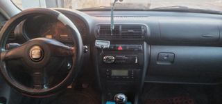 SEAT Leon 2000
