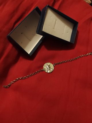 Pulsera de plata del Cachorro de Triana.