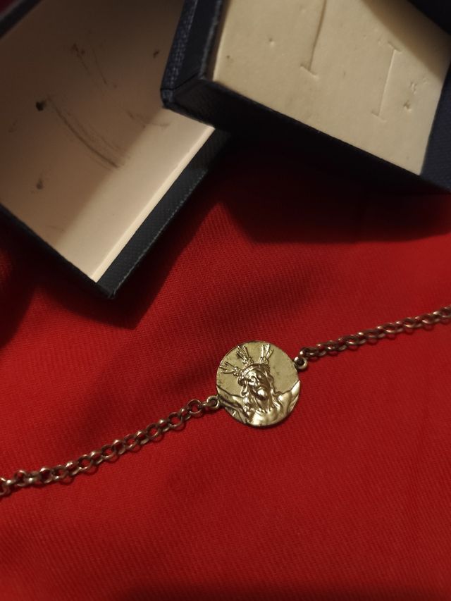 Pulsera de plata del Cachorro de Triana.