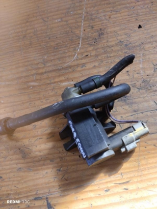 Valvula aire adicional 70163300 Ford Focus I Seda