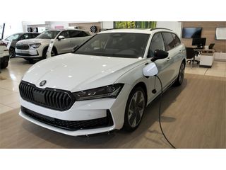 SKODA Superb Combi 1.5 TSI iV P-HEV DSG Sportline