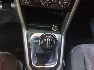 Volkswagen T-Roc Advance 1.0 TSI 81 kW (110 CV)