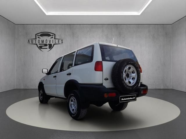 NISSAN Terrano 5p 2.7TDi Elegance