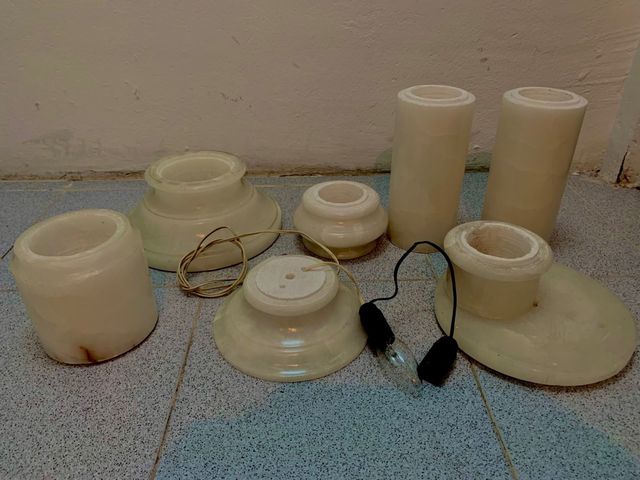 Columna de mármol blanco para punto de luz