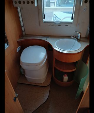 Autocaravana HYMER ERIBAjet