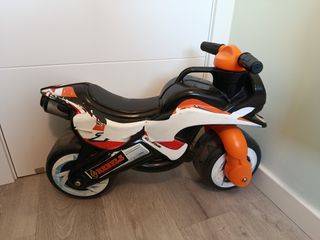 Moto infantil para niños y niñas