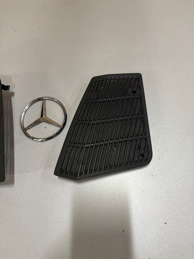 Mercedes 190 W201 tapa altavoces salpicadero!!