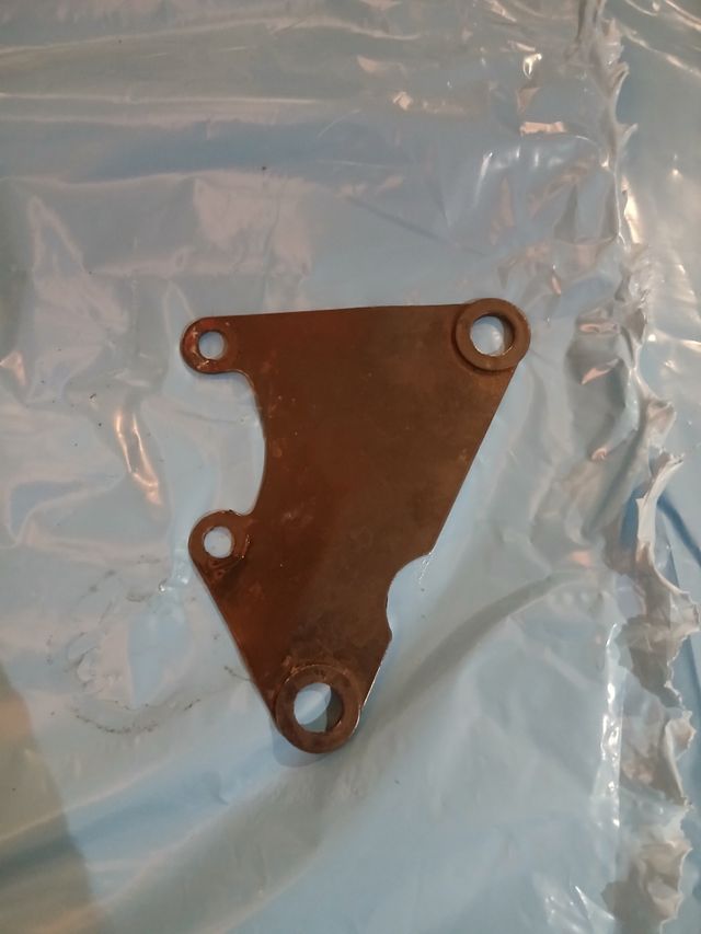 Soporte superior radiador mini clásico