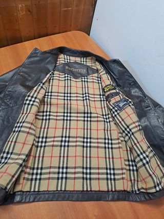 Cazadora Burberry Cuero Tartán