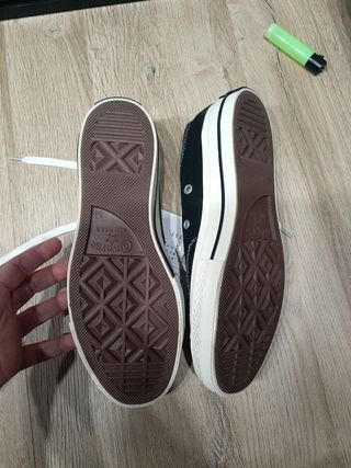 Converse Talla 38 Negras
Nuevas a estrenar