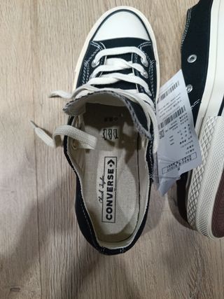 Converse Talla 38 Negras
Nuevas a estrenar