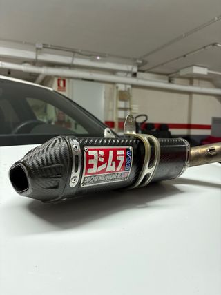 Escape Yoshimura RS5 CBR 600 RR
