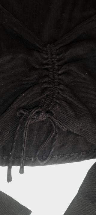 Top corto Zara manga larga negro