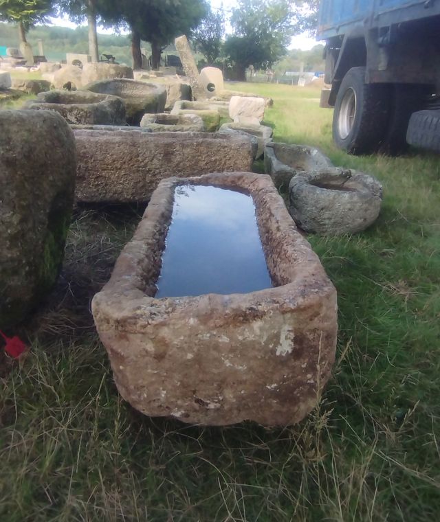 Pila Rústica Granito 102x40x27