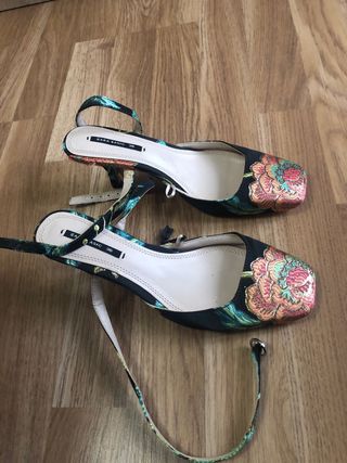 Zapatos Zara Talla 36 Flores