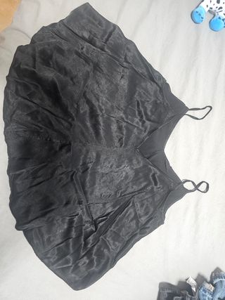 Blusa de tirantes negra