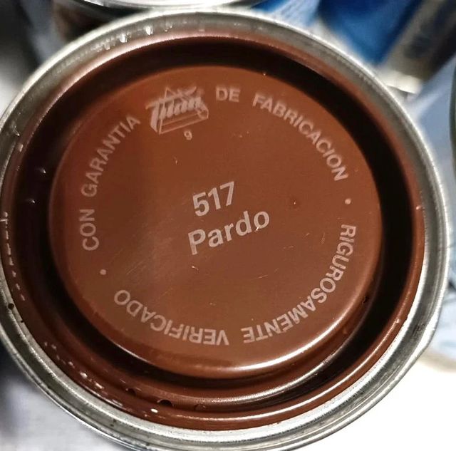 Esmalte Titan Pardo 517