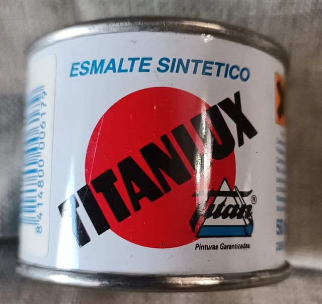 Esmalte Titan Verde Hierba 50 ml